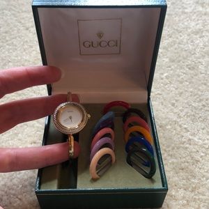 VINTAGE NEW WOMENS GUCCI WATCH